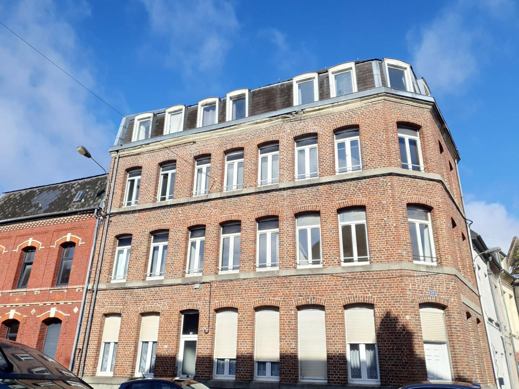 C5 Charmant Petit Deux Pieces Centre Ville Cambrai Esterno foto